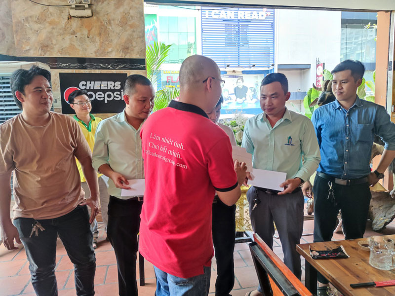 Chào mừng 8/3 và sinh nhật nhân viên trong tháng 2 & tháng 3