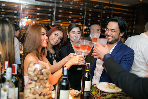 Lên ý tưởng tổ chức cho buổi tiệc