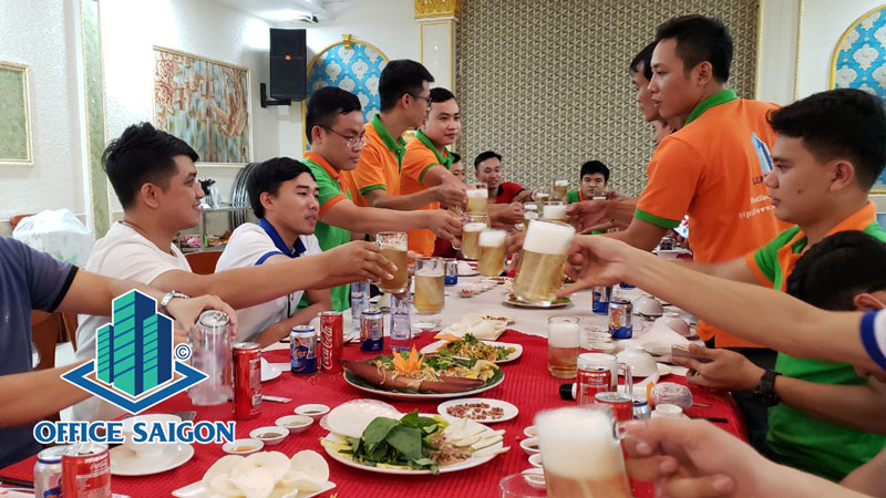  Lien hoan chao mung ngay Phu Nu Viet Nam 20/10/2019 cua Office Saigon - Leader Real Group