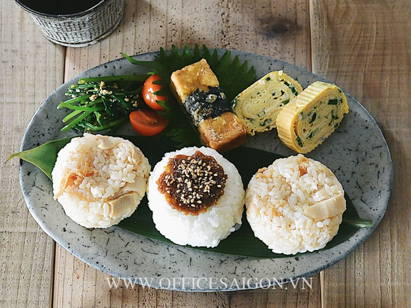 Goi y bua sang khong gay mui tai van phong