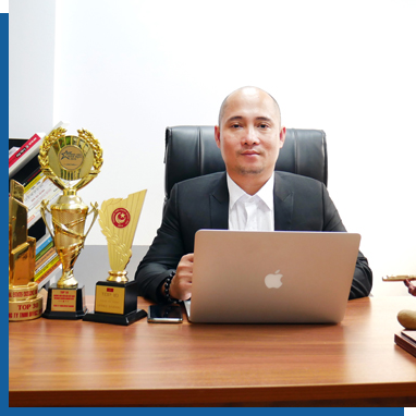 Ceo Henry Nguyen Office Saigon