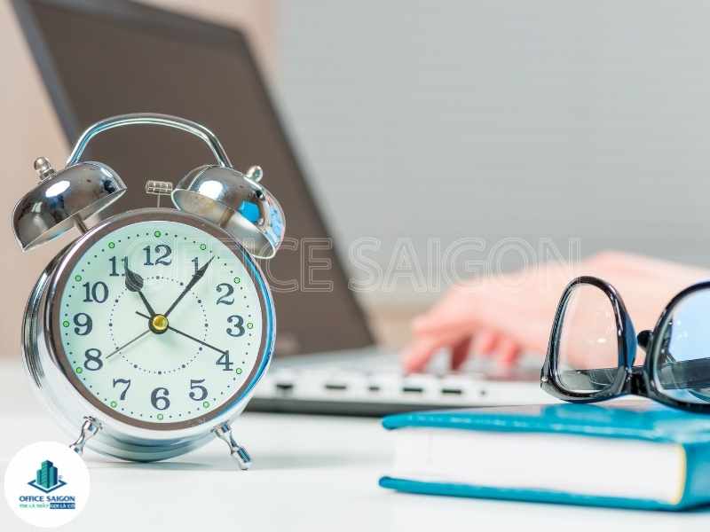 Giờ hành chính từ mấy giờ đến mấy giờ?