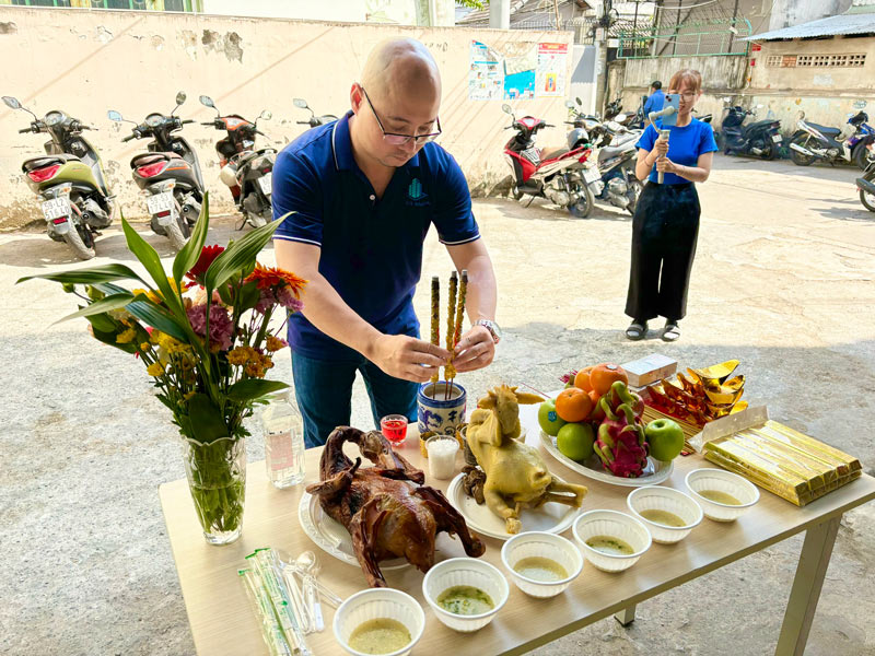 khai truong cong ty office saigon