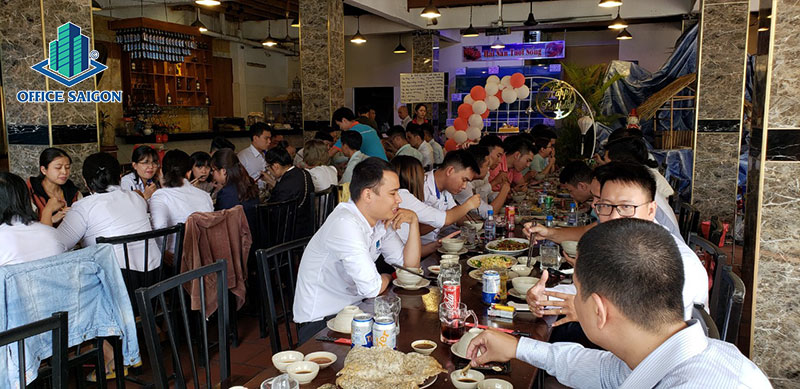 Hoat dong mung sinh nhat nhan vien thang 11 cua Office Saigon