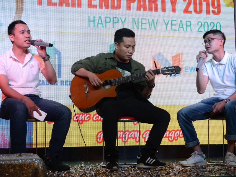 Cong ty TNHH Office Saigon tat nien 2019