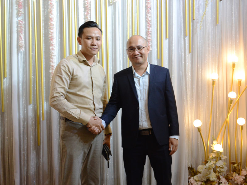 Cong ty TNHH Office Saigon tat nien 2019