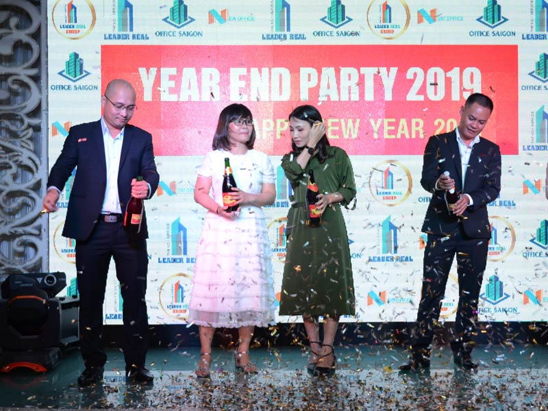 Cong ty TNHH Office Saigon tat nien 2019