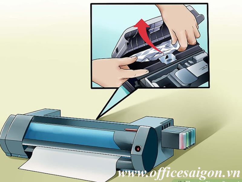 Máy in bị kẹt giấy tại văn phòng