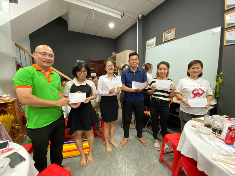 Office Saigon: Mừng sinh nhật nhân viên trong quý II
