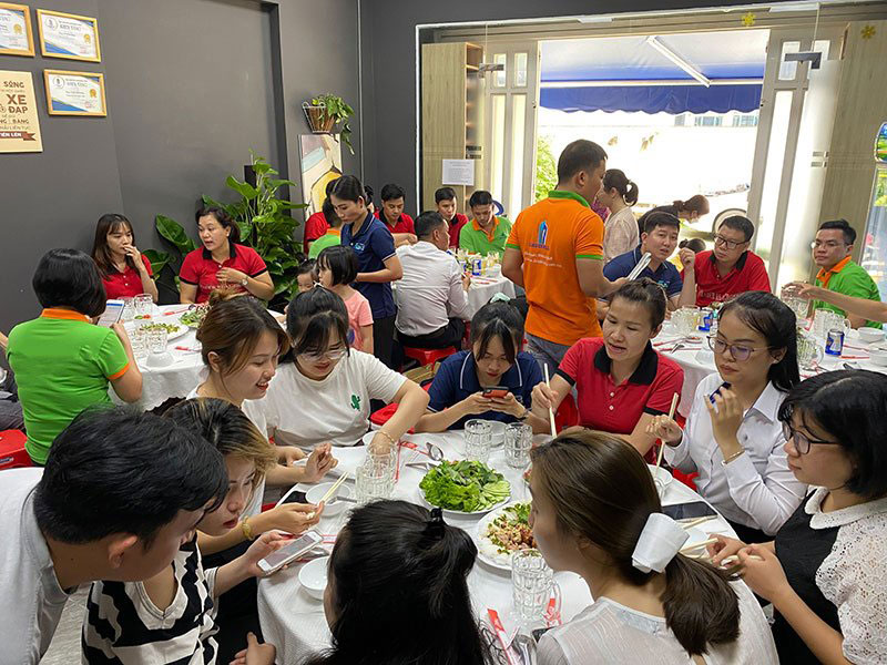 Office Saigon: Mừng sinh nhật nhân viên trong quý II