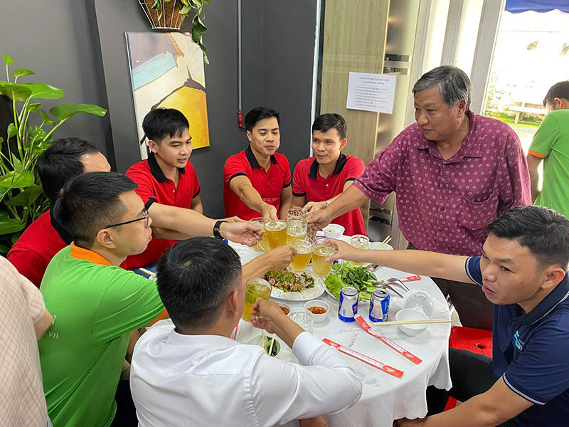 Office Saigon: Mừng sinh nhật nhân viên trong quý II