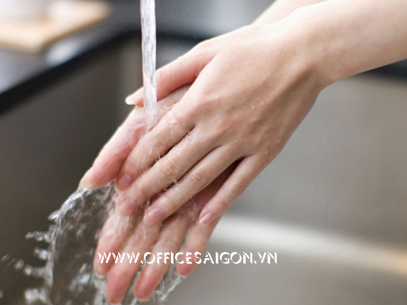 Giữ vệ sinh nơi công sở