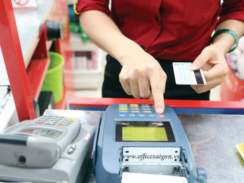 Dân văn phòng và nỗi lo chi tiêu cuối năm Dân văn phòng và nỗi lo chi tiêu cuối năm