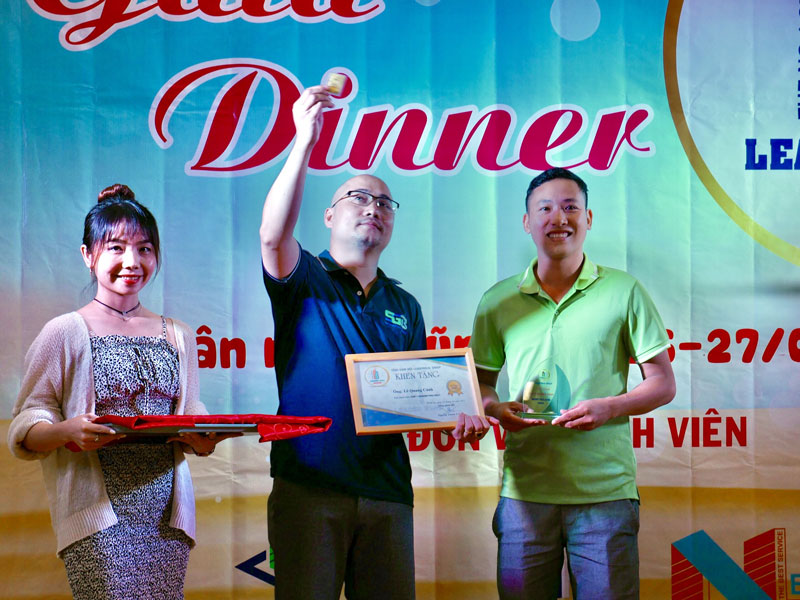 Team Building 2022 của Office Saigon: Đã chơi là hết sức!
