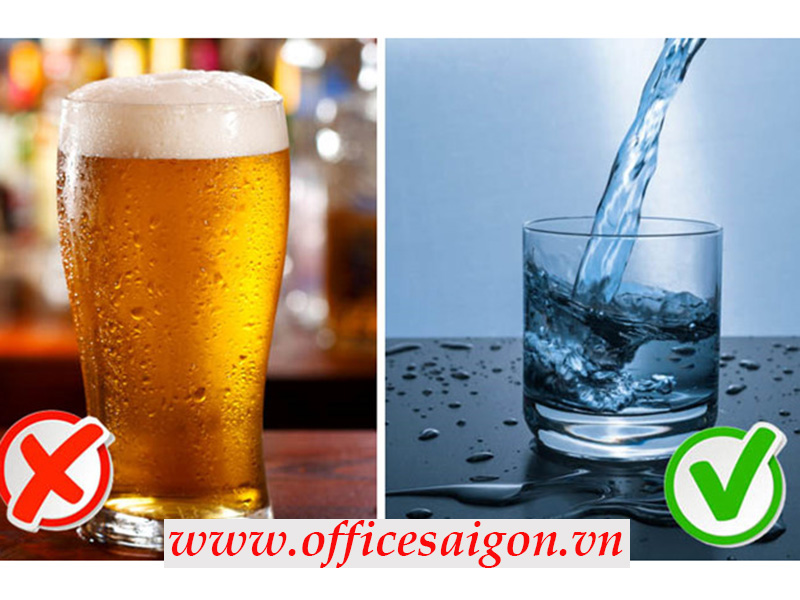 Mùi cơ thể gây khó chịu trong văn phòng