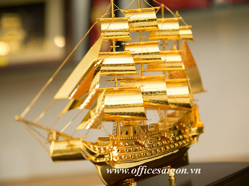 Thuyền buồm phong thủy