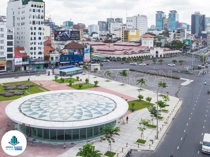 Tòa nhà văn phòng tiêu biểu gần Ga Bến Thành