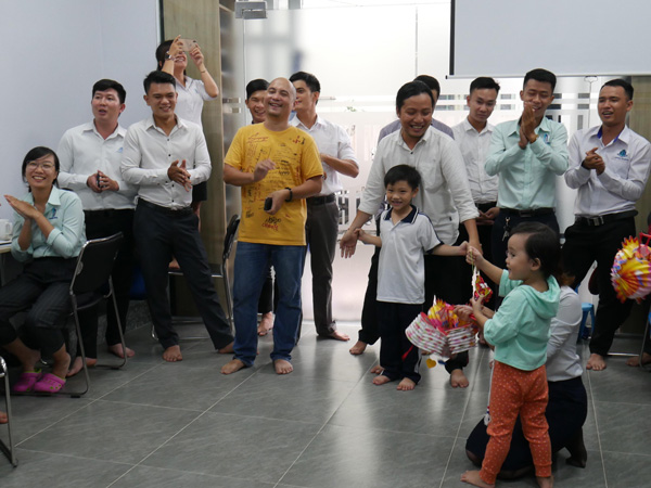 Trung thu về tại Office Saigon 2019