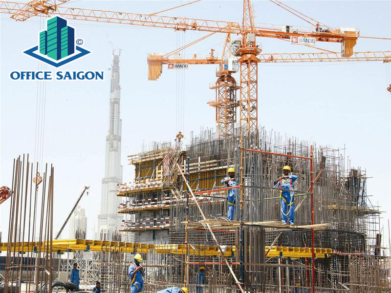 Văn phòng gần công trình sẽ làm giảm hiệu quả công việc.