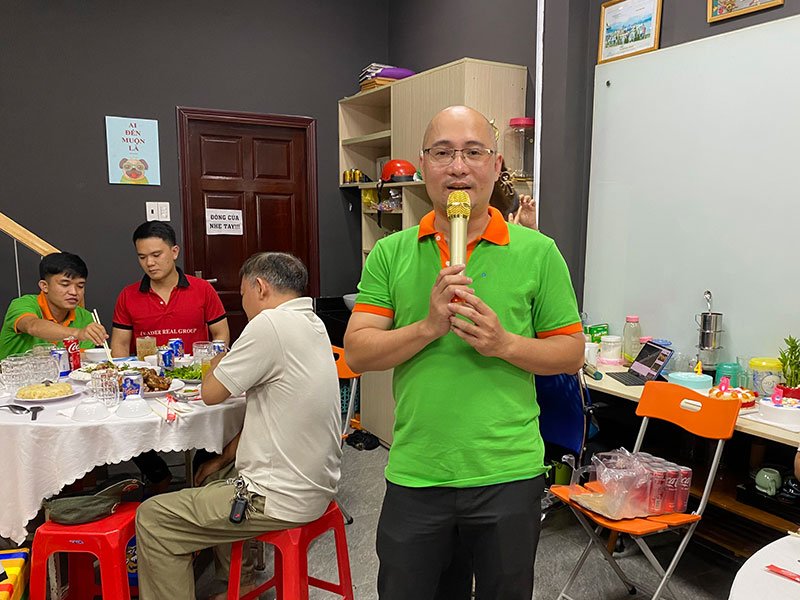 Office Saigon: Mừng sinh nhật nhân viên trong quý II
