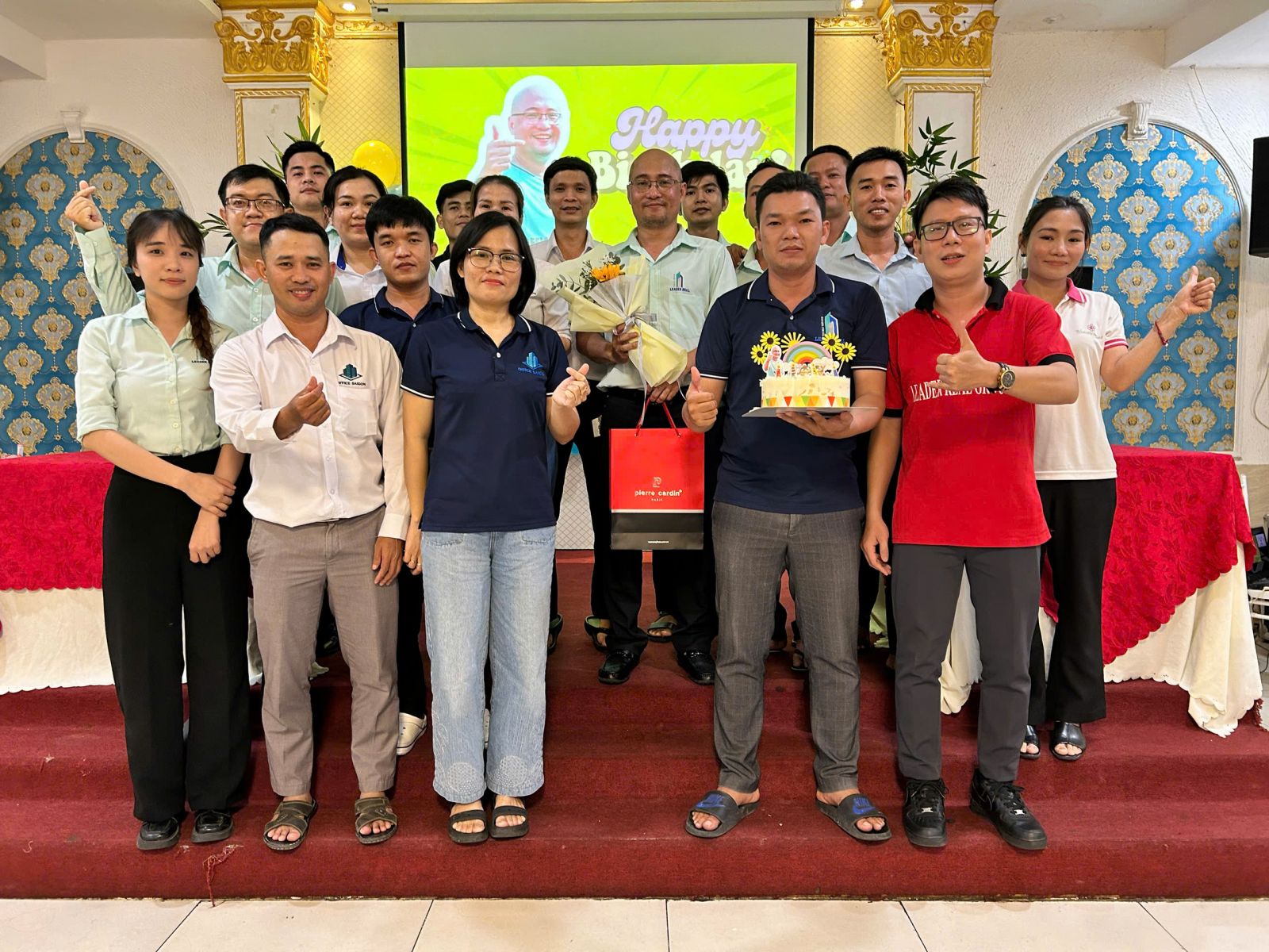 sinh nhật nhân viên Quý IV 2024